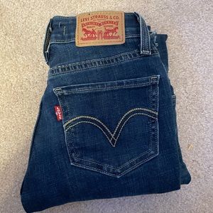 Dark Levi Women Jeans, Size small.
